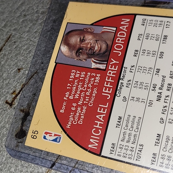 Michael Jordan. 1990. NBA HOOPS. Mint. - Picture 7 of 7